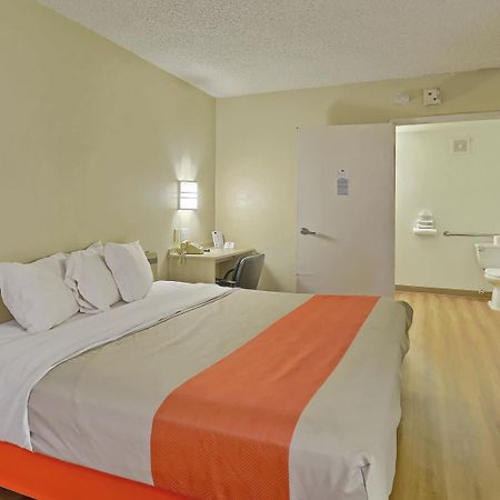 Motel 6-Maple Shade Township, Nj - Philadelphia - Mt Laurel Exterior photo