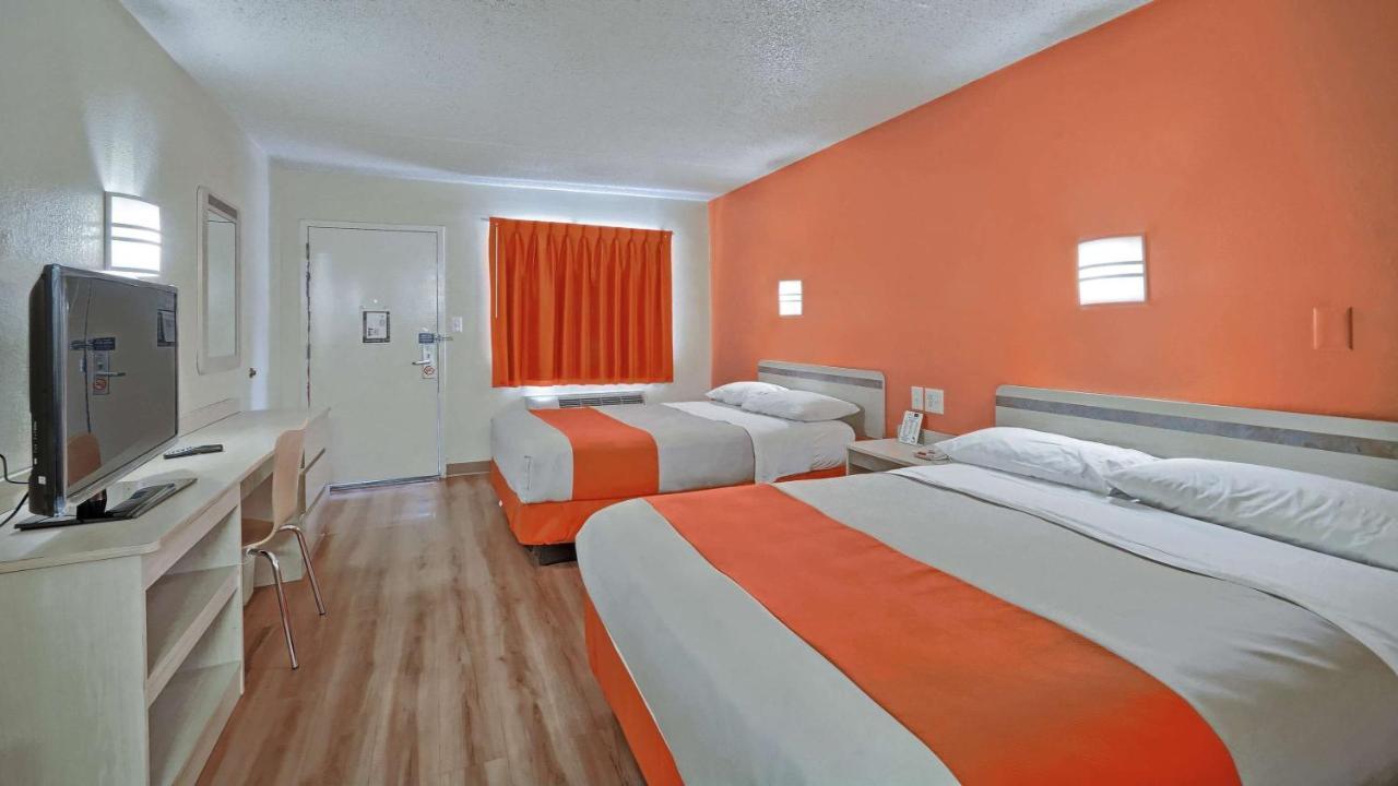 Motel 6-Maple Shade Township, Nj - Philadelphia - Mt Laurel Exterior photo